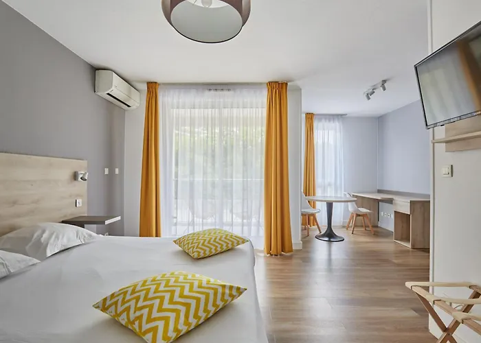 Appart Hotel Odalys City Aix en Provence Le Clos de la Chartreuse Aix-en-Provence